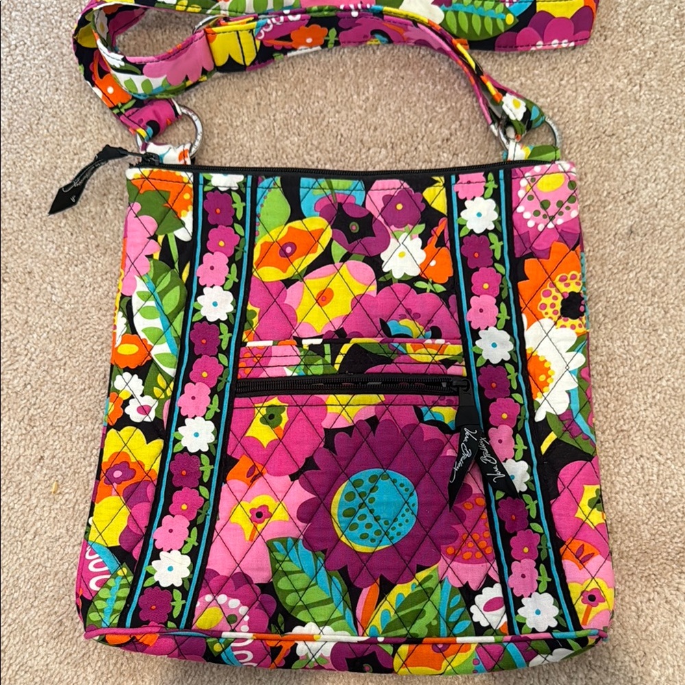 Vibrant Floral Quilted Crossbody Bag
